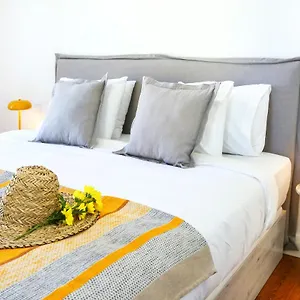  Apartment Salty Spot