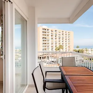 https://amplio-apartamento-en-el-paseo-martimo-de-benalmdena.1costadelsol.com